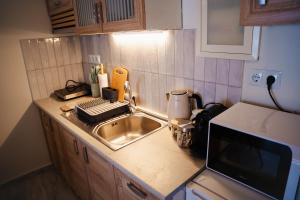 Zoe Apartment Port View Β