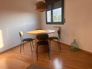 Apartment with Pool and Parking
