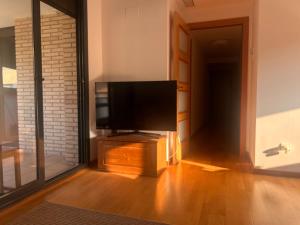 Apartment with Pool and Parking