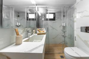 Cozy & Harmony Home in Glyfada Athens