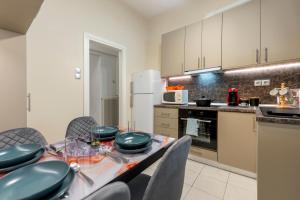 Cozy & Harmony Home in Glyfada Athens