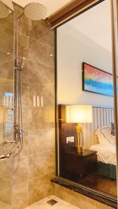 căn hộ Home Stay Sapphire S2 tiêu chuẩn khách sạn view thành phố Hạ Long rất đẹp