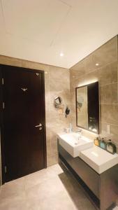 căn hộ Home Stay Sapphire S2 tiêu chuẩn khách sạn view thành phố Hạ Long rất đẹp