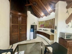 Preciosa Villa a unos pasos de Playa La Ropa