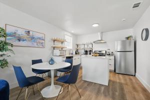Charming Historic 3B Heart of Dallas - Sleeps 12