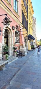 Mermaid Apartments - Warsaw Old Town Square