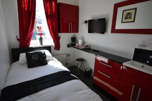 South Shore Guest House