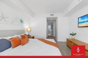 Top-Floor Intracoastal 2BR Beachwalk Resort