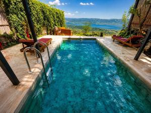 Hobbit fairy-tale house with private pool