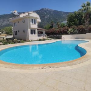 Wonderful relaxing place, mountain and pool view