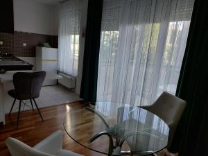 Apartman Zelena Oaza-SelfCheckIns parking free