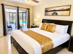 Freshly Updated Family Villa Pool 14 Min Disney