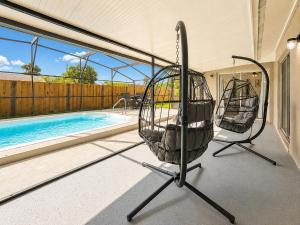 Freshly Updated Family Villa Pool 14 Min Disney