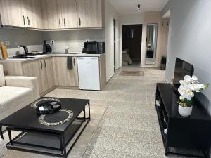 Mustang Apartment