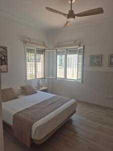 Mediterranean Beach Retreat Spacious 2 Bedroom Home with Patio and Sea Views