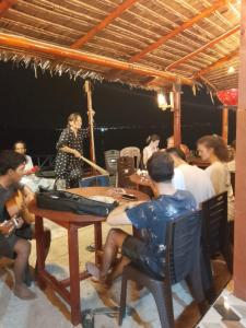 Three Ken Homestay & Cafe
