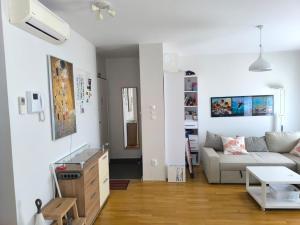 Apartments with parking space Primosten - 27871