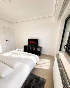 Spacious Apartment 1BR with Sofa bed near Atomium, Expo 12 and ING Arena
