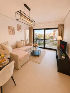 Spacious Apartment 1BR with Sofa bed near Atomium, Expo 12 and ING Arena