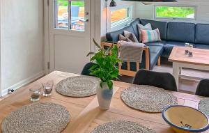 2 Bedroom Gorgeous Home In Thisted