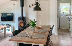 2 Bedroom Gorgeous Home In Thisted