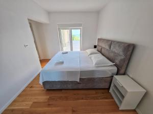 Azure Marine Apartment