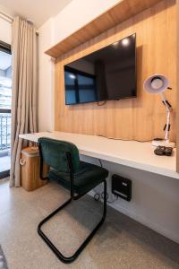 BHaus Setin Republica - Studio com Varanda - 4o andar - Centro SP - Lavanderia Pay per use - Academia - Coworking - Piscina - Em Frente ao Metrô - sr41