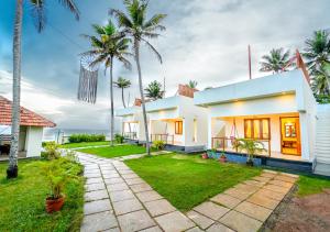 Solaris Beach View Resort & Spa by VOYE HOMES