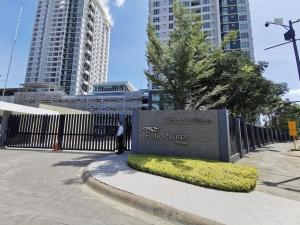 Abreeza Place Relaxing Condo in Davao City