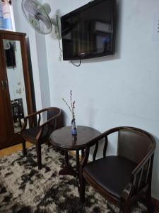 Khách sạn Bạch Trinh 2