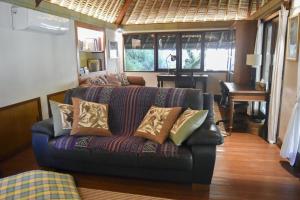 Villa Layangan - Two Bedrooms with Pool Access
