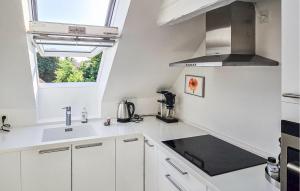 2 Bedroom Nice Apartment In Faaborg