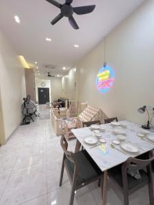 KL-Segambut & 5KM Mont Kiara & Kepong 14Pax4Car