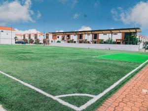 Casa con piscina privada para familias