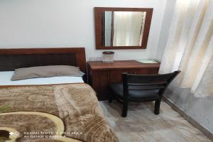 Hotel O V S