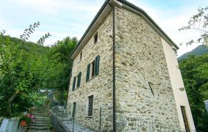 Lovely Home In Basati With House A Panoramic View