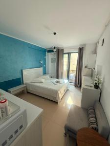 Ini Studio Noble
