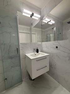Marble & Wood Apartament Świnoujście