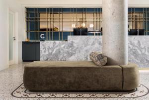 Hotel Railwayparc Montreal, Tapestry Collection By Hilton