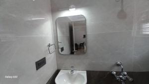 Hotel metro grand