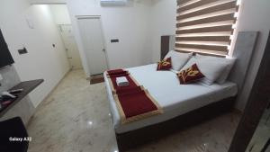 Hotel metro grand