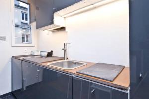 Appartements Bright and Newly Renovated Apartment, Hip Canal Saint-Martin Area, Central Paris : photos des chambres