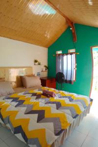 Senaru sunset house