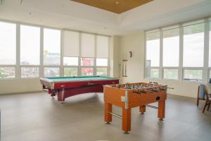 Studio good for 4 on Lacson St, downtown Bacolod