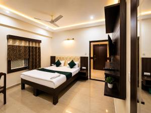 Hotel Pragati Palace