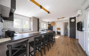 Lovely Home In Zerava