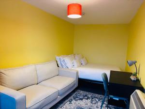 Entire Flat in Edinburgh, City Center, for the Fringe