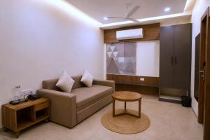 Raahi Home Stay Near Iskcon temple & Pushpa Mission Hospital
