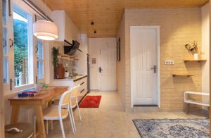 Oaknest Bnb and luxury Homes