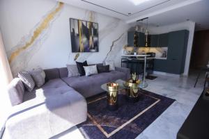 Luxe Ghandi District